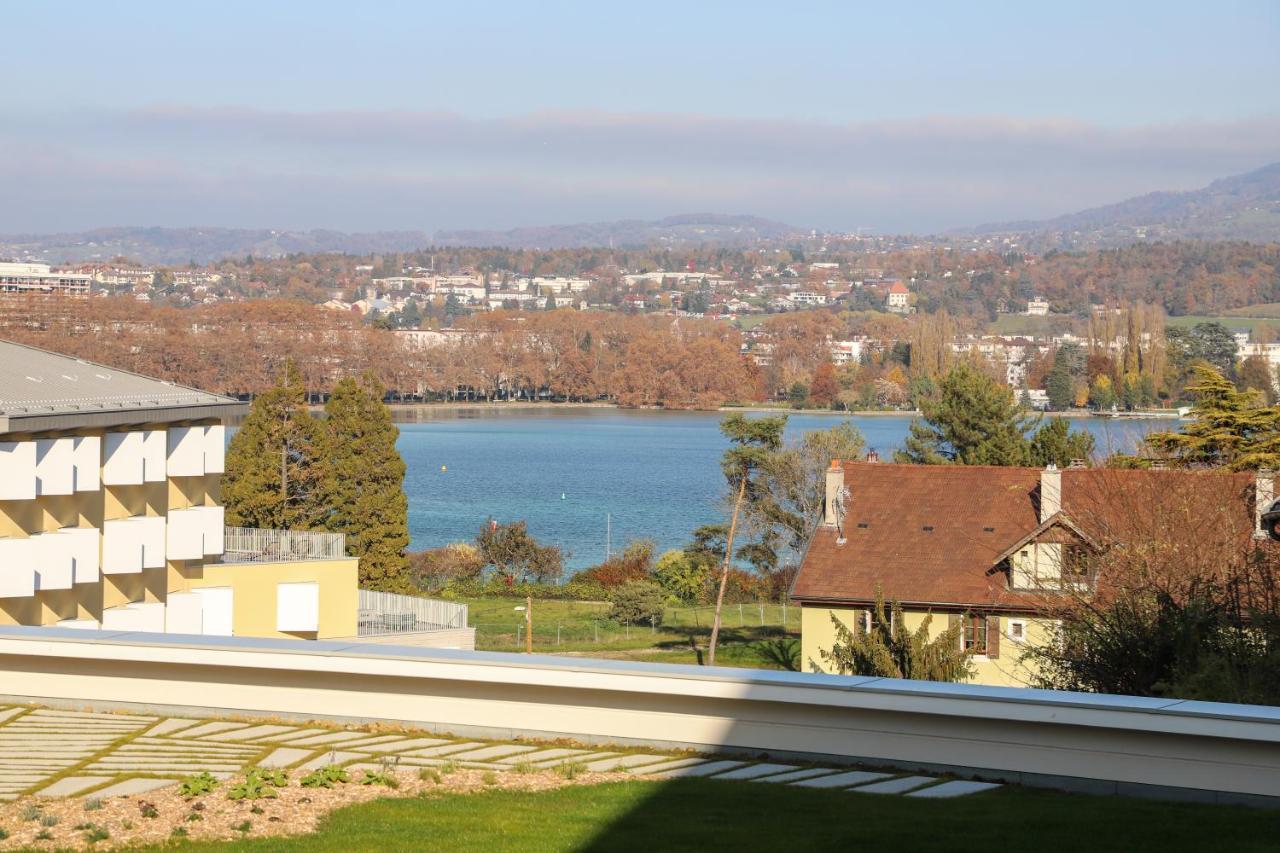 Le Lac Au Bout De La Rue - Garage Et Balcon A Deux Pas Du Centre Annecy Dış mekan fotoğraf